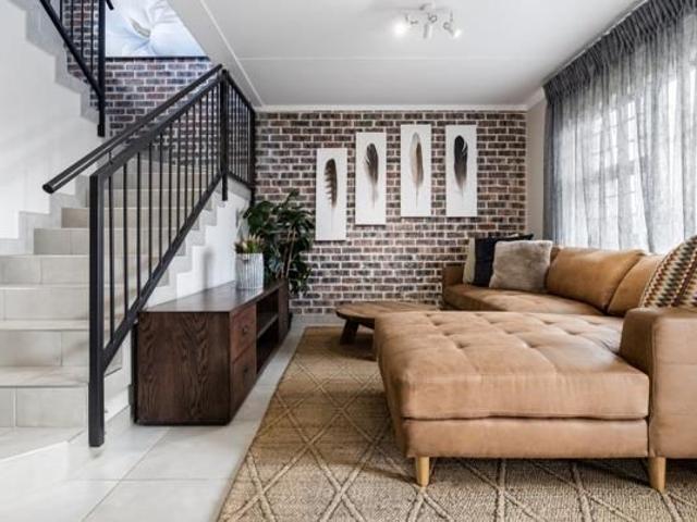 House for rent in Waterkloof, Gauteng