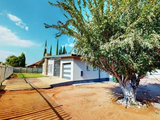 House for sale in Upington, Northern Cape