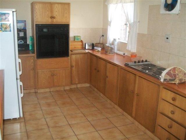 House for rent in Waterkloof, Gauteng