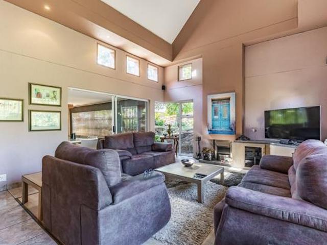 House for rent in Waterkloof, Gauteng