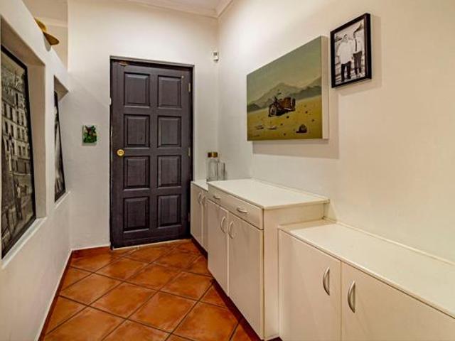 House for sale in Cape Town, Western Cape
