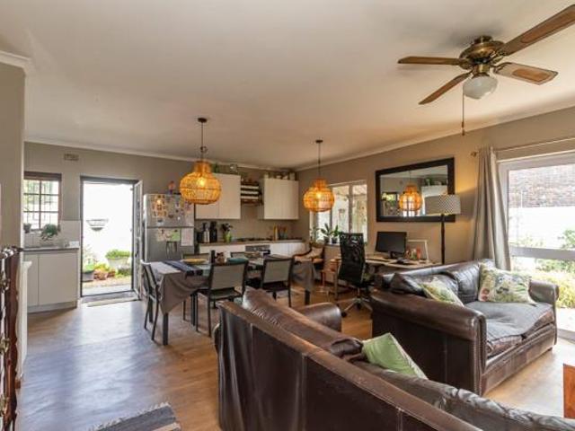 House for sale in Cape Town, Western Cape