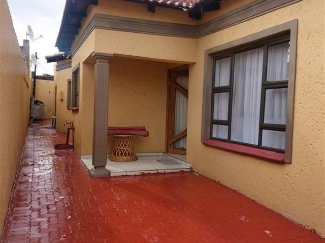 House for rent in Diepkloof, Vosloorus