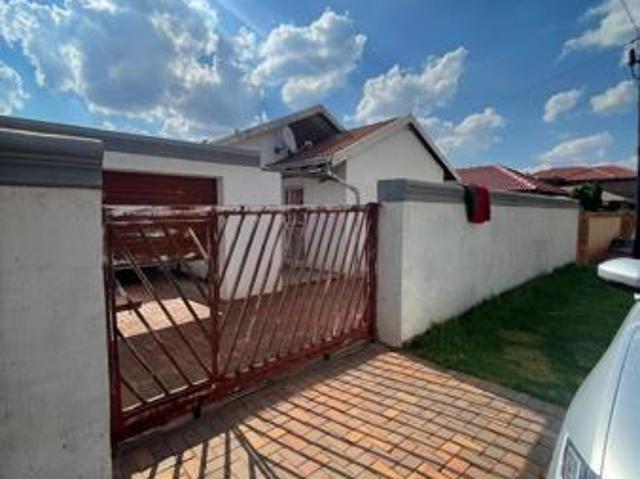 House for rent in Soweto, Gauteng