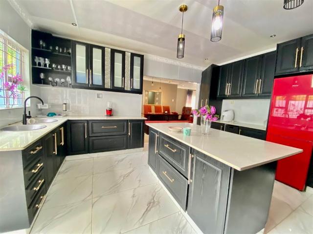 House for sale in Seaview, Kwazulu-natal