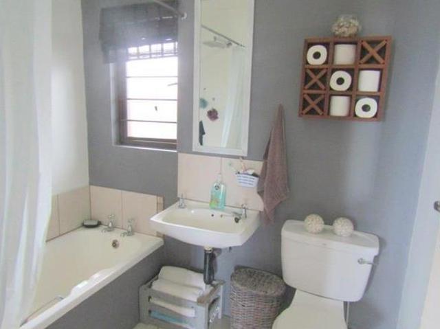 House for rent in Seaview, Kwazulu-natal