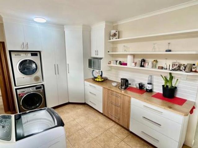 House for sale in Klerksdorp, Matlosana Local Municipality