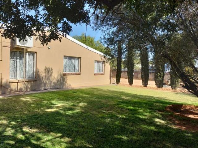 House for sale in Douglas, Northern Cape