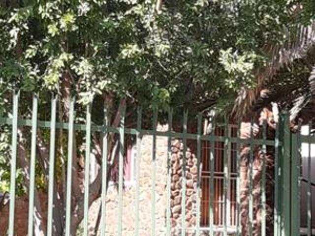 House for sale in Douglas, Northern Cape