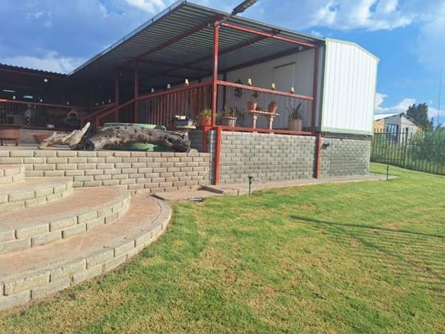 House for sale in Douglas, Northern Cape