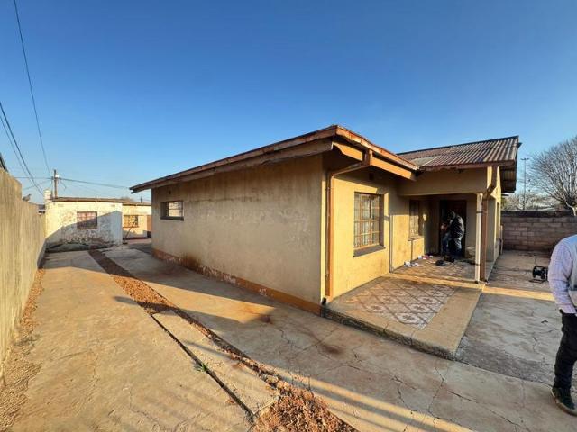 House for sale in Soweto, Gauteng