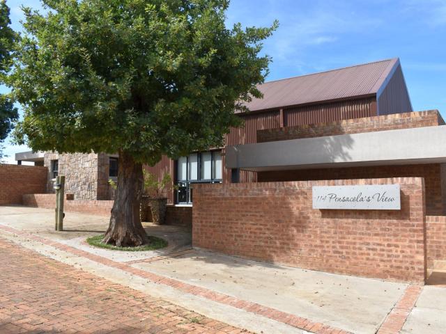 House for sale in Dullstroom, Mpumalanga
