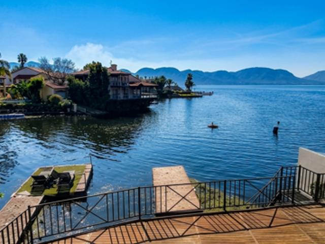 House for rent in North West