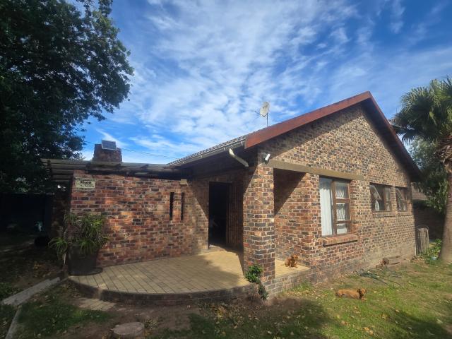 House for rent in Bushmans River Mouth, Eastern Cape