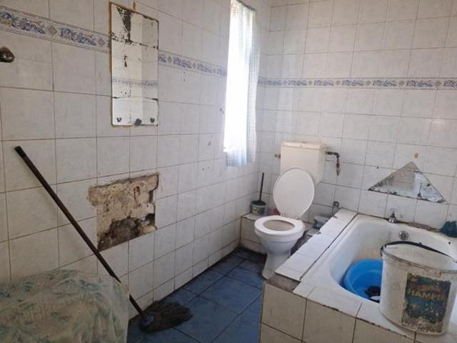 House for sale in Cape Town, Western Cape