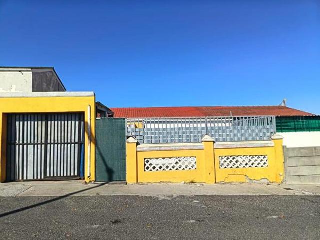 House for sale in Cape Town, Western Cape