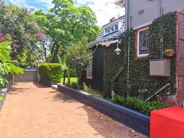 House for rent in Waterkloof, Gauteng
