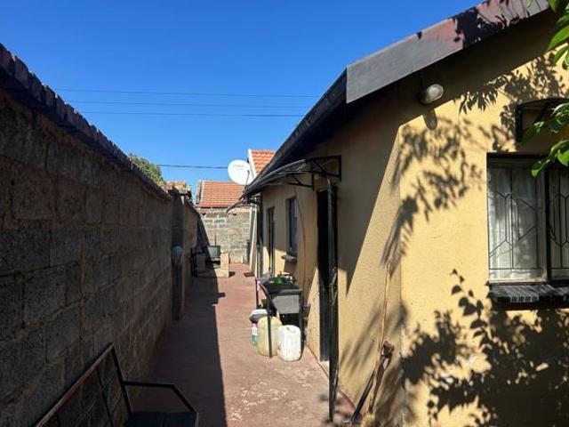 House for sale in Vosloorus, Gauteng