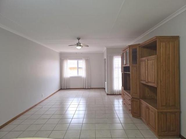 House for sale in Jeffreys Bay, Kouga Local Municipality