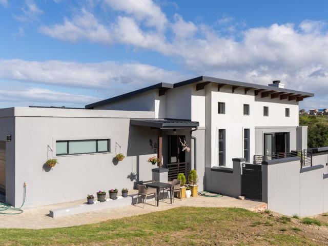 House for sale in Groot Brak Rivier, Western Cape