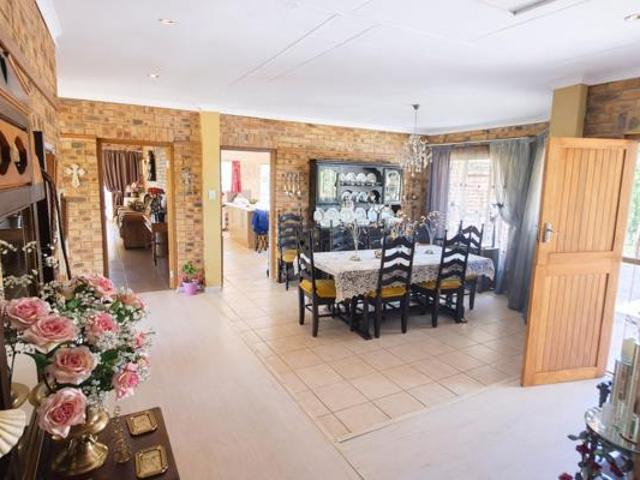 House for sale in Xhariep District Municipality, Free State