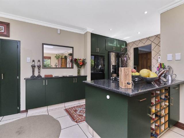 House for sale in Johannesburg, North & Sandton
