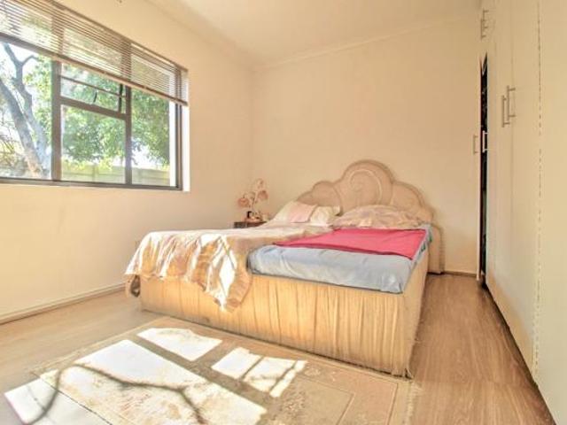 House for sale in Cape Town, Western Cape