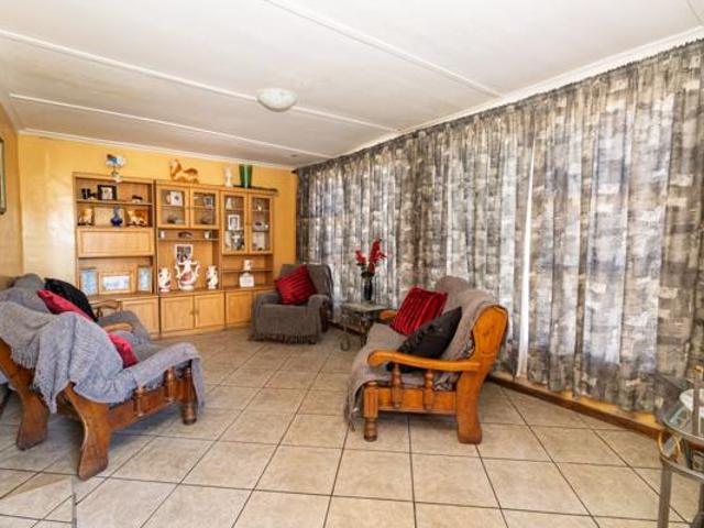 House for sale in Cape Town, Western Cape