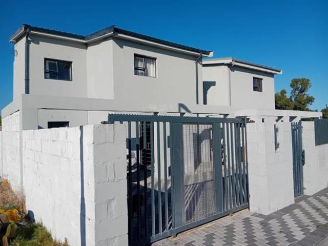 House for sale in Cape Town, Western Cape