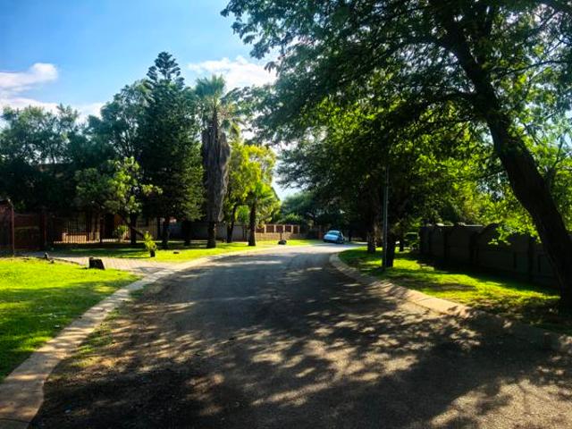 House for sale in Hartbeespoort Dam Nature Reserve, North West