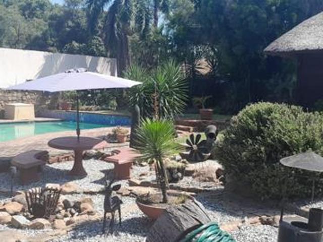 House for sale in Hartbeespoort Dam Nature Reserve, North West