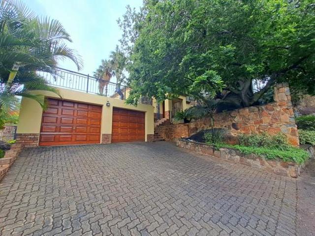 House for sale in Hartbeespoort Dam Nature Reserve, North West