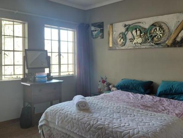 House for sale in Hartbeespoort Dam Nature Reserve, North West