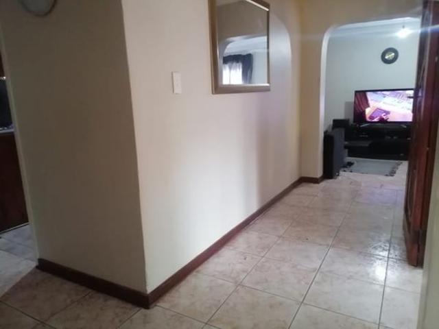 House for sale in Hartbeespoort Dam Nature Reserve, North West
