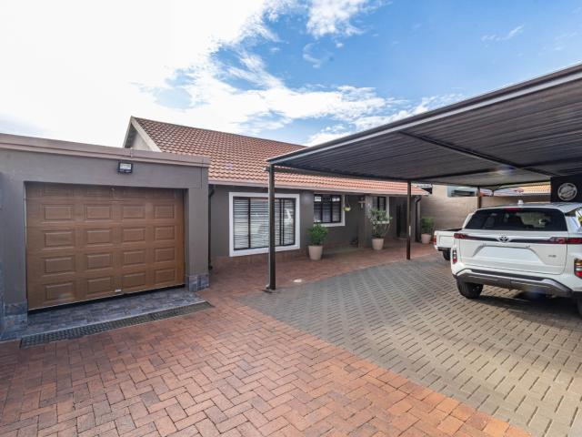House for sale in Soweto, Gauteng