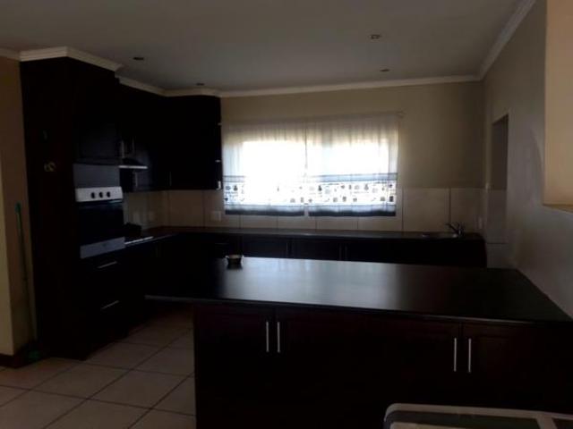 House for rent in Waterkloof, Gauteng