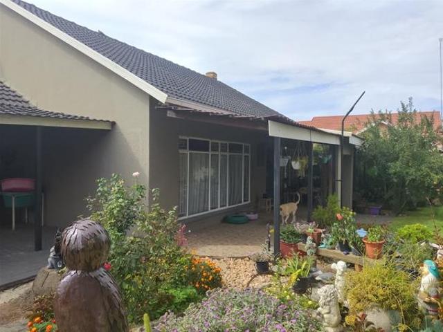 House for sale in Klerksdorp, Matlosana Local Municipality