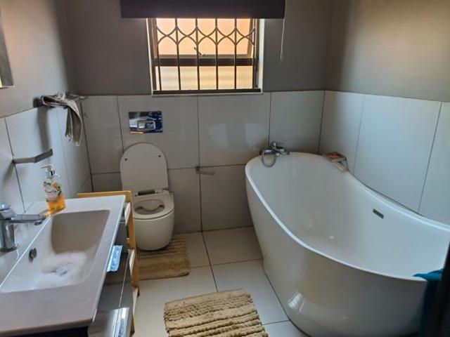 House for sale in Dr Kenneth Kaunda, North West