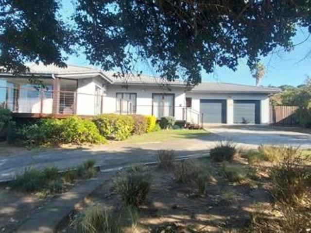 House for sale in Elysium, uMdoni Local Municipality