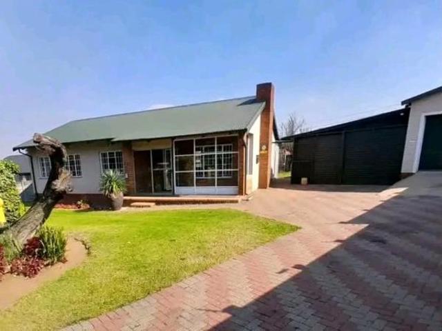 House for sale in eMalahleni, Emalahleni Local Municipality