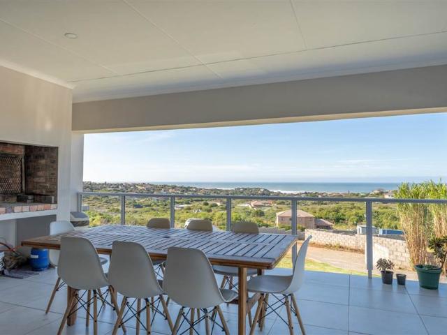 House for sale in Bushmans River Mouth, Eastern Cape
