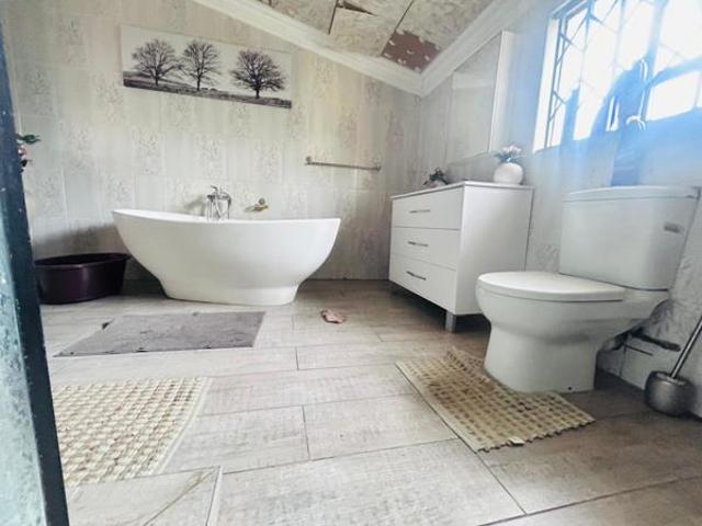 House for sale in UMhlathuze Municipality, Kwazulu-natal