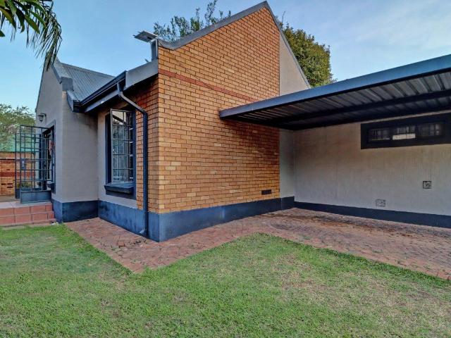 House for sale in Waterkloof, Gauteng