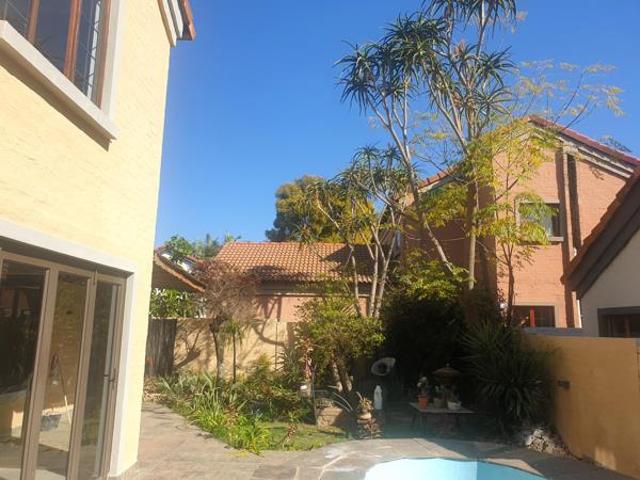 House for rent in Waterkloof, Gauteng