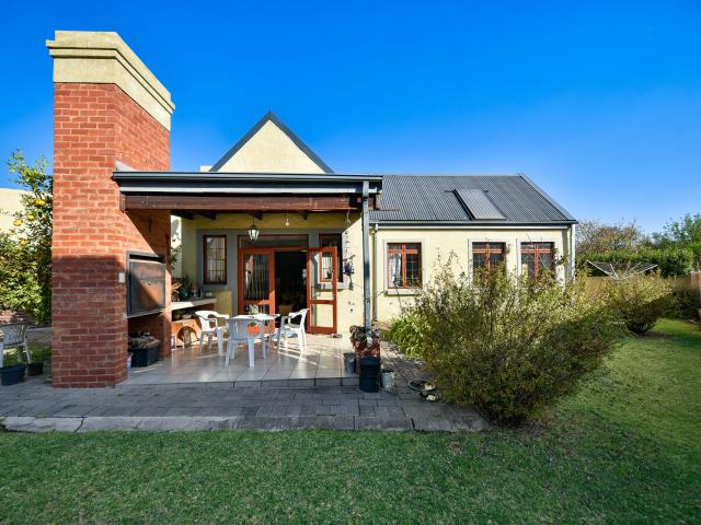 House for sale in Waterkloof, Gauteng