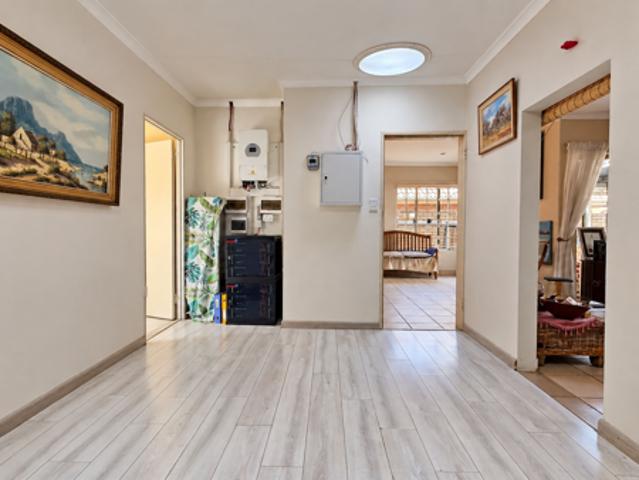 House for rent in Waterkloof, Gauteng