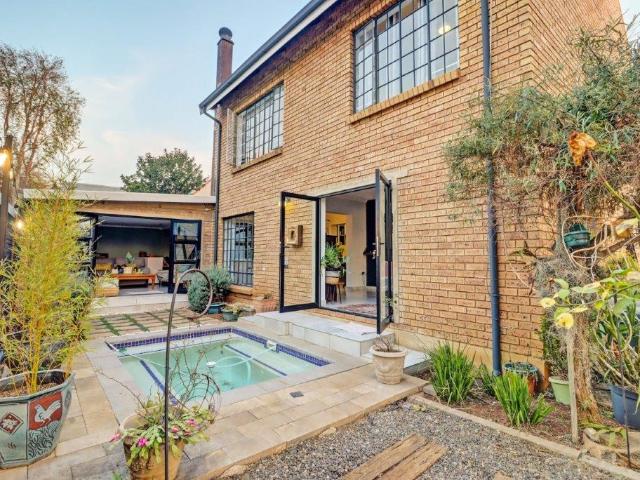 House for sale in Waterkloof, Gauteng