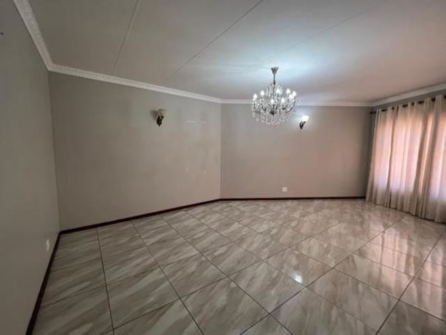 House for rent in Waterkloof, Gauteng