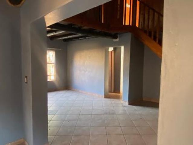 House for rent in Waterkloof, Gauteng