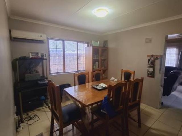 House for rent in Seaview, Kwazulu-natal